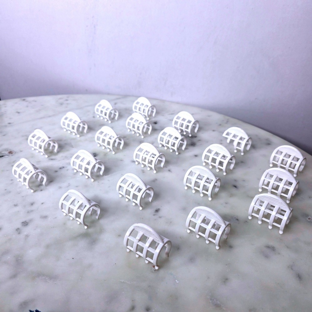 Remington Tight Curls Replacement Curler Clips White Plastic Claw Set of 20 READ